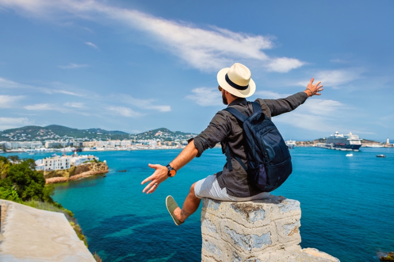 Travel everywhere with cheap plane tickets